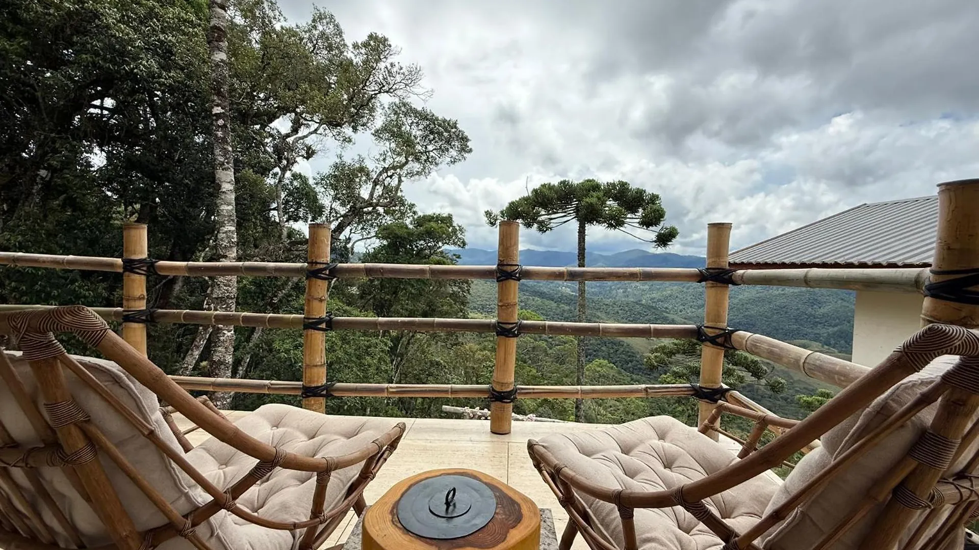 Belo Mundo Chales - Vista Incrivel! Campos do Jordao